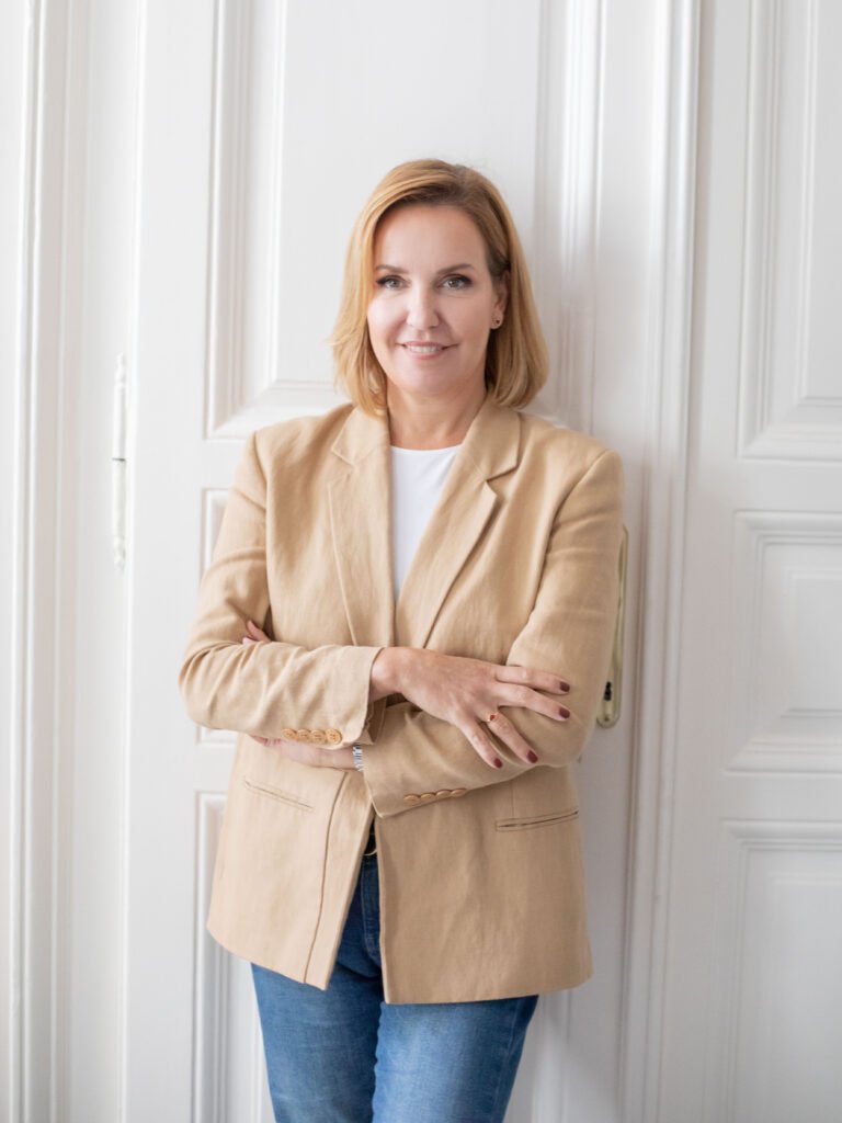 Dr. Zolnay Judit Executive